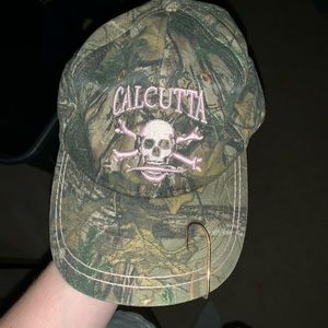 Calcutta hat
